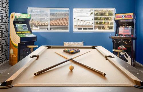 The Villages Of La Canada House | Family FUN Pool Movie Theater PuttPutt