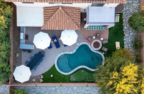The Villages Of La Canada House | Family FUN Pool Movie Theater PuttPutt