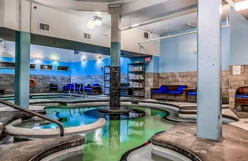 Canmore Apartment | Family Fun Splash & Relax