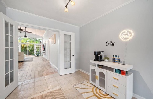 Indian Harbour Beach House | Family Fun-5B -Heated Modern Pool- Game Room - 2 Mins Beach-Short Orlando Drive