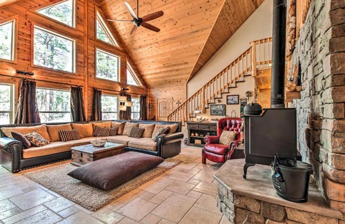 Heber House | Family Game Room Spacious Overgaard Cabin