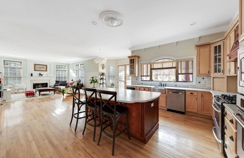 East Quogue House | Family getaway, 5 beds+5 baths, pool, on quiet road, 1.5hr from NYC+Westchester