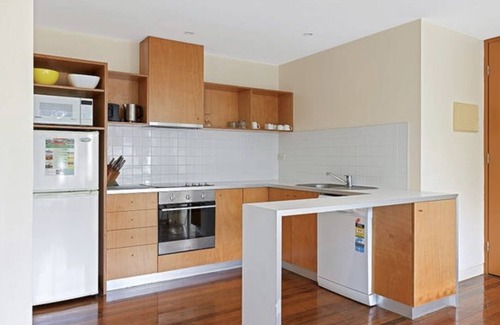 Cowes Apartment | Family Getaway - Cowes - Phillip Island VIC - Walk to beach, pool & spa