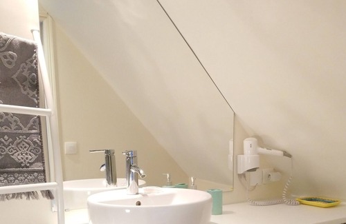 Vouvray Bed & Breakfast | FAMILY GUEST ROOMS
