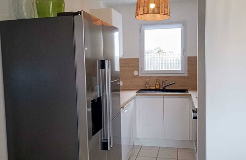 Saint-Vincent-sur-Jard House | Family home 600m from the beach (8 min walk)