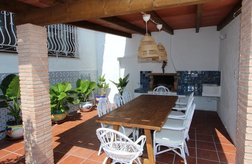 Riumar House | Family Haven Near the Sea: Private Pool, Pet-Friendly, Wi-Fi, Optional A/C