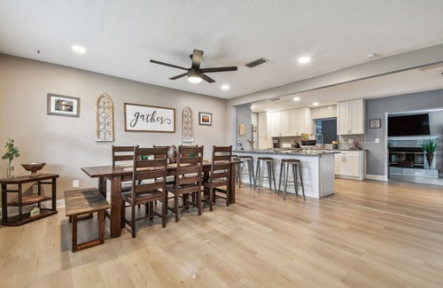 St. Augustine South House | Family HEATED POOL mins to dt/ beaches/inlet, 2 boat drops, pets ok