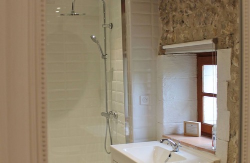 Nabinaud Cottage | Family Holiday Hamlet - Heated Pools, Golf, Tennis, Creche, 10 mins to beach!