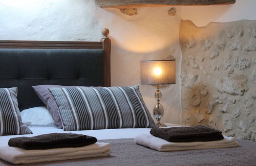 Nabinaud Cottage | Family Holiday Hamlet - Heated Pools, Golf, Tennis, Creche, 10 mins to beach!