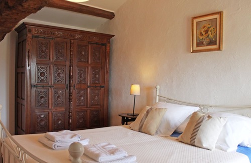 Nabinaud Cottage | Family Holiday Hamlet - Heated Pools, Golf, Tennis, Creche, 10 mins to beach!
