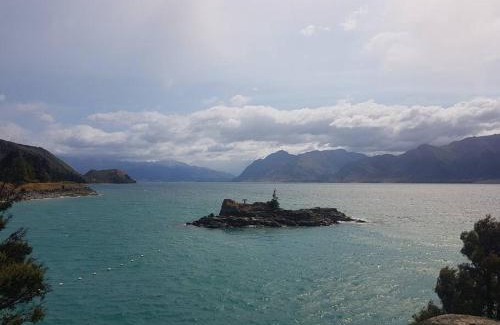 Lake Hawea House | Family Holiday Home- Lake Hawea Haven