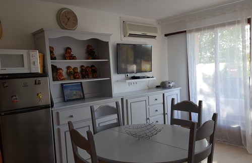 Agay Apartment | Family holidays at Agay 200 m from the sea and shops.
