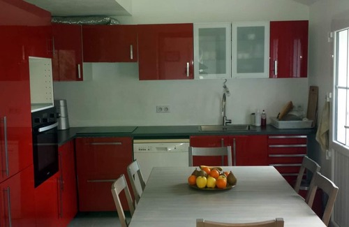 Sauzon House | Family Home 2 km from Sauzon, Near Donnant Beach, Sleeps 8
