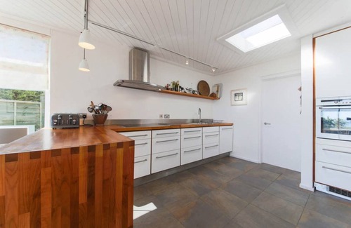 Praa Sands House | Family Home by The Sea