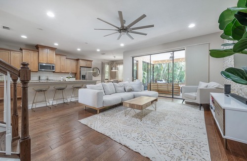 South Pinellas Community Council House | Family home/gated comm/mins from beach!