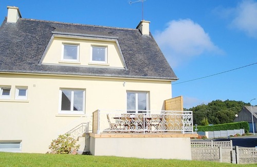 Pledran House | Family home in Brittany, close to the sea and amenities!