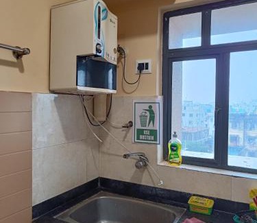 Seal Lane Apartment | Family home