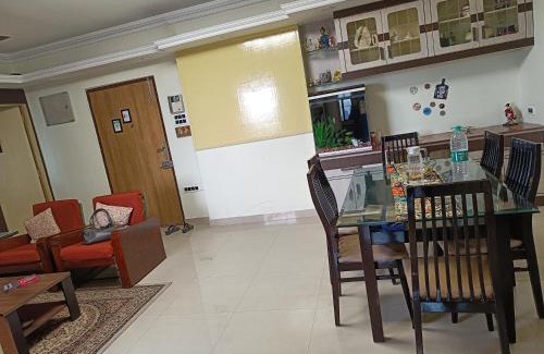 Seal Lane Apartment | Family home