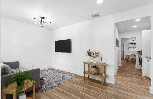 North Miami House | Family Home in Miami