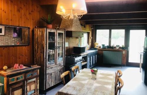 Thon-Samson House | Family home in Thon, garden and terrace 100 m²