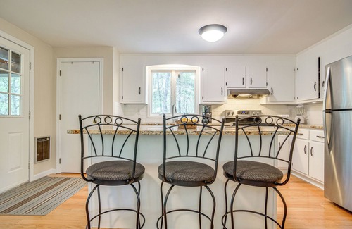 North Eastham House | Family Home on Cape Cod: Walk to Cooks Brook Beach