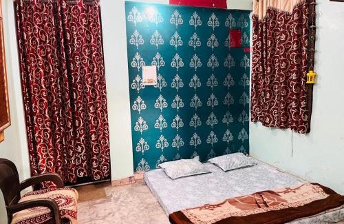 Allahabad Apartment | Family Home Stay