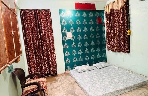 Allahabad Apartment | Family Home Stay