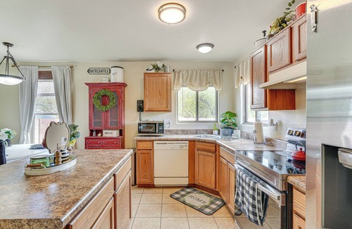 Tucson House | Family Home w/Fenced Yard in Tucson!