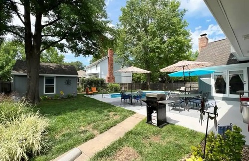 South Kansas City House | Family Home w/Pool & EV Charger