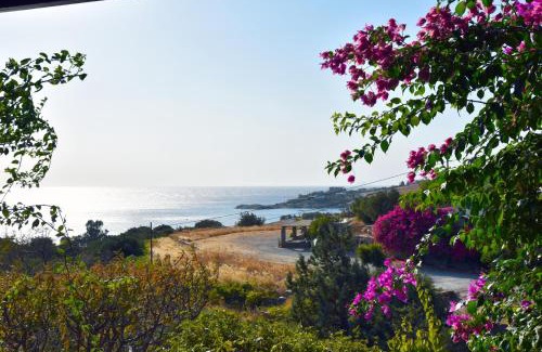Koundouros House | family home with a fantastic sea view, 5 minutes from the beaches