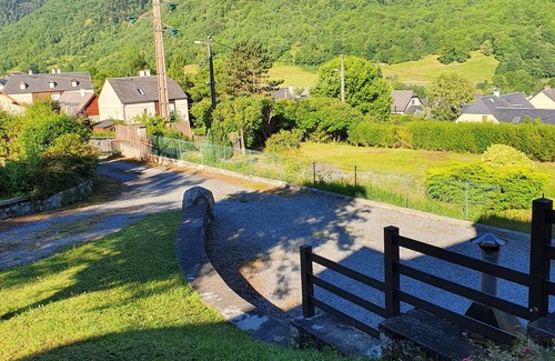 Arreau House | Family home with enclosed garden