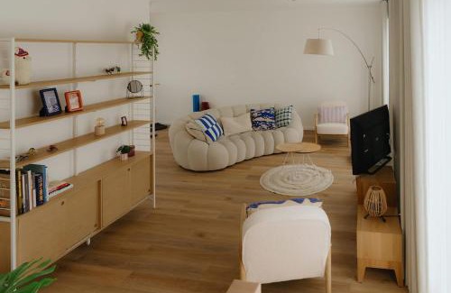 Rabot Apartment | Family Home with Garden, Workspace & Gym