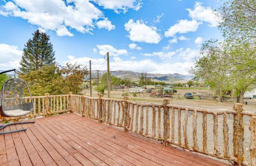 Circleville House | Family Home with Mountain Views in Circleville!