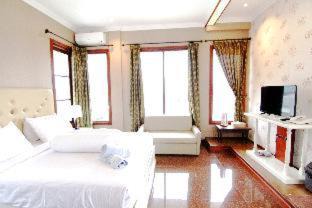 Ngaglik Hotel | Family Hotel Gradia 1