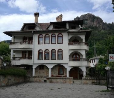 Smolyan Hotel | Family Hotel Silver