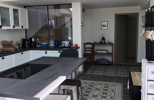 Bangor House | Family house/5 bedrooms/large garden/close to Donnant beach