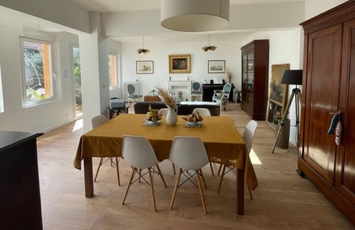 Lestonat - Monsejour House | Family house 7Pers. 140m2 with swimming pool 10 minutes by bike from the center of Bordeaux.