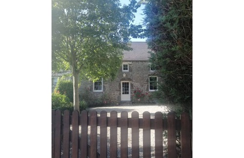 Bretteville-sur-Ay House | Family house and character 10 minutes from the beaches