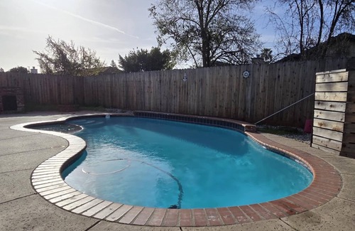 Elk Grove House | Family & kids Home for Non-Smoking guests