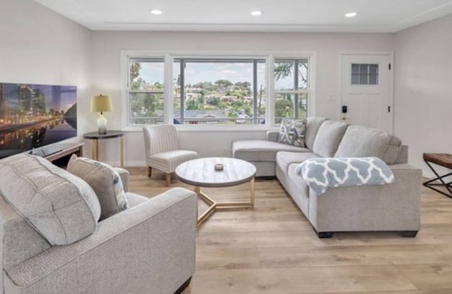 La Mesa House | Family La Mesa 3BR near SDSU Mountain View BBQ A/C