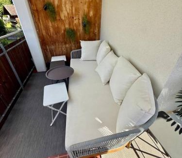 Laax Apartment | Family Laax Apt Lakeside Mountain Views