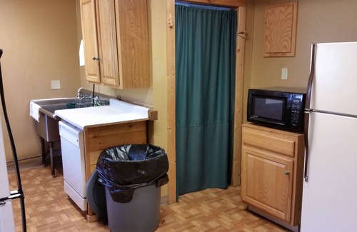 Emily Cabin | Family Lodge - 12~BR with 7~BA - Great for Reunions!
