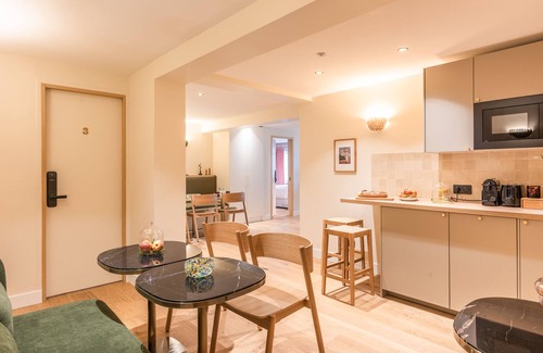 Grenelle Apartment | Family luxury apartment - 10 min walk from Eiffel Tower - 7 suites