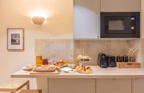 Grenelle Apartment | Family luxury apartment - 10 min walk from Eiffel Tower - 7 suites
