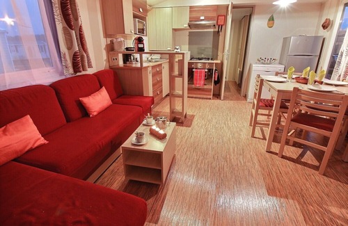 Coulanges House | FAMILY MOBILHOME, WELL EQUIPPED FOR 6/8 people