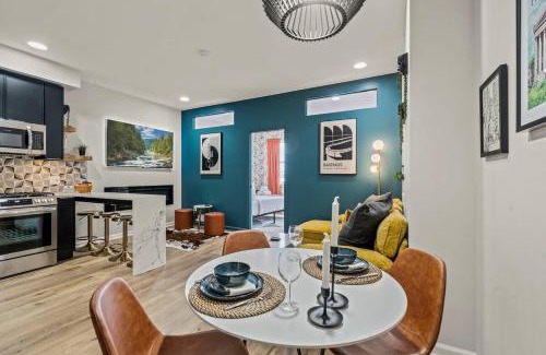 Old City Apartment | Family Oasis with 3BR, Games, BBQ & Fast WiFi