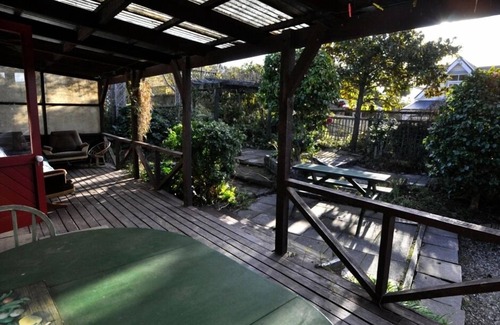 Akaroa House | Family Orientated -Pet Friendly