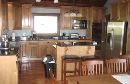 Crane Hill House | Family Paradise - Smith Lake Home