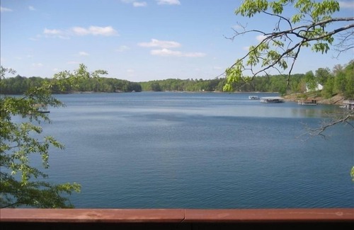 Crane Hill House | Family Paradise - Smith Lake Home