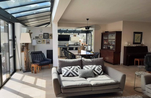 Castelnau-le-Lez House | Family property +independent studio on 1400m2/7 bdrms/pool 13m+spa
